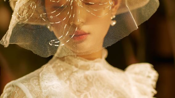 Follow-up photography and videography (photos and videos) in Seongnam, South Korea, portraits (all negatives included), translation