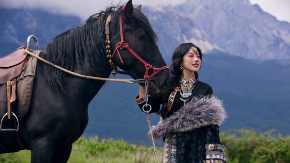Lijiang: Trucco in stile etnico e servizio fotografico di viaggio