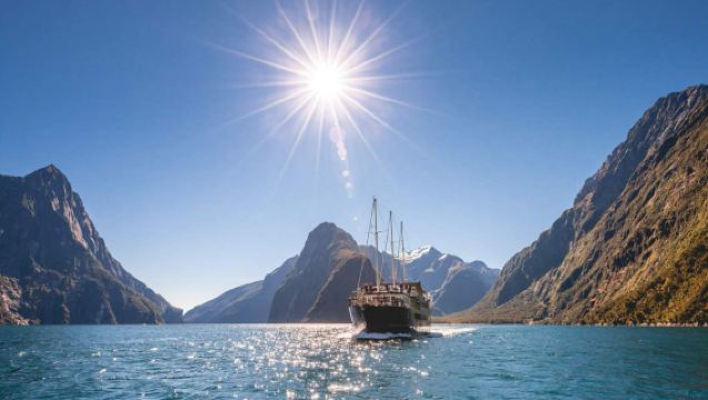 皇后鎮來回：蒂阿瑙-艾格林頓-米爾福德峽灣(含遊船）中文拼車