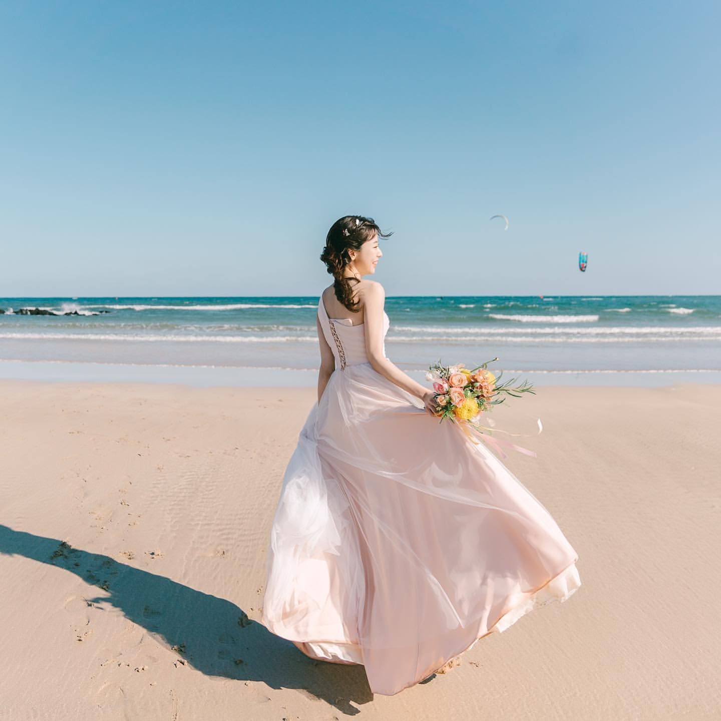 Positano, Italy Travel Photoshoot[Driver, guide, and travel photographer + aerial wedding video + makeup and Clothes & Accessories + customized itinerary + unlimited participants]