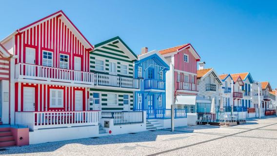 포르투에서 출발하는 크루즈가 포함된 아베이루(Aveiro) 및 코스타 노바(Costa Nova) 반나절 투어