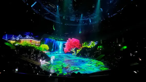 Shanghai : ERA Intersection of Time 2 (Un spectacle visuel palpitant et une performance acrobatique romantique à la française époustouflante)