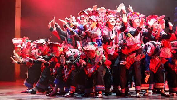 Dịch vụ đặt vé biểu diễn Vân Nam Impressions: Lễ hội ca múa nhạc dân tộc truyền thống quy mô lớn (Tour tự túc)