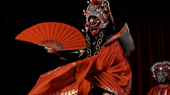 [Chongqing] Teatro del Sogno della Pera del Sud - Spettacolo di Opera Sichuan (Incredibile performance di cambiamento facciale dell'Opera Sichuan + tradizionale sputo di fuoco + opere classiche + atmosfera vivace di Sichuan e Chongqing)