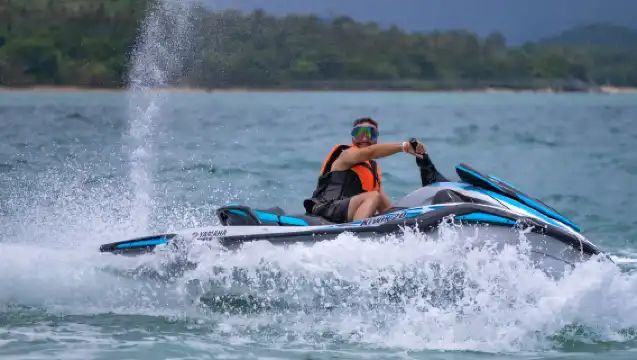 普吉島|機動船自駕半日遊六島七景|刺激好玩|可多人同台|家庭 閨蜜 團建 別樣普吉島|別樣玩法