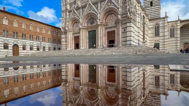 Italy Milan - Via Monte Napoleone - Arch of Peace - Mermaid Bridge - Private Charter - Selected