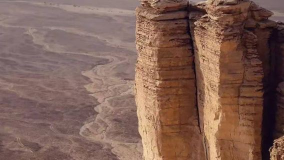 世界之崖+沙特老皇宮一日遊