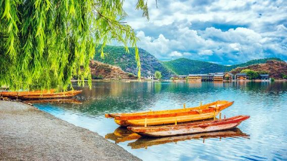 Tour Guide Interpretation Services in Lijiang [ Personalized Travel Route / Multilingual Services]