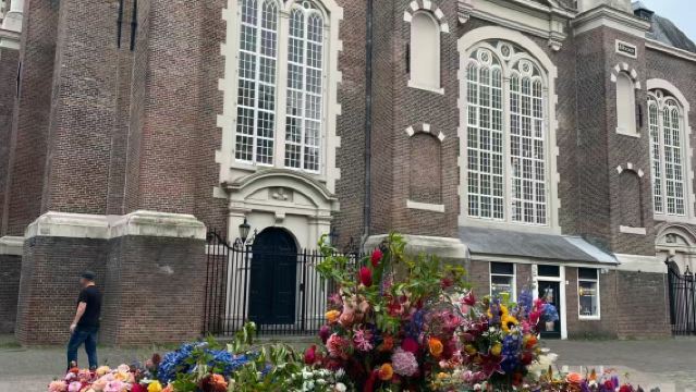 Lawatan sehari ke Wilayah Utara Belanda + Kampung Kincir Angin Zaandam + Volendam + Edam + Pelayaran Terusan