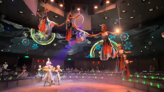 Espectáculo Imersivo de Jantar em Shenzhen: Experiência Hanfu Yanle Yantianxia