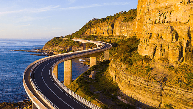 【賓士小團】雪梨南線臥龍崗Kiama噴水洞+傑林崗小鎮一日遊