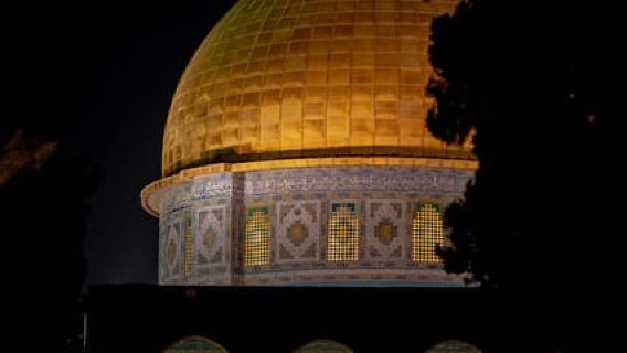 Jerusalem After Dark: Old City Sunset Walking Tour & Wine