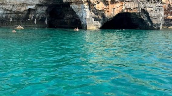 Santa Maria di Leuca: 3-Hour Boat Ride with Apéritif and Swimming Stops
