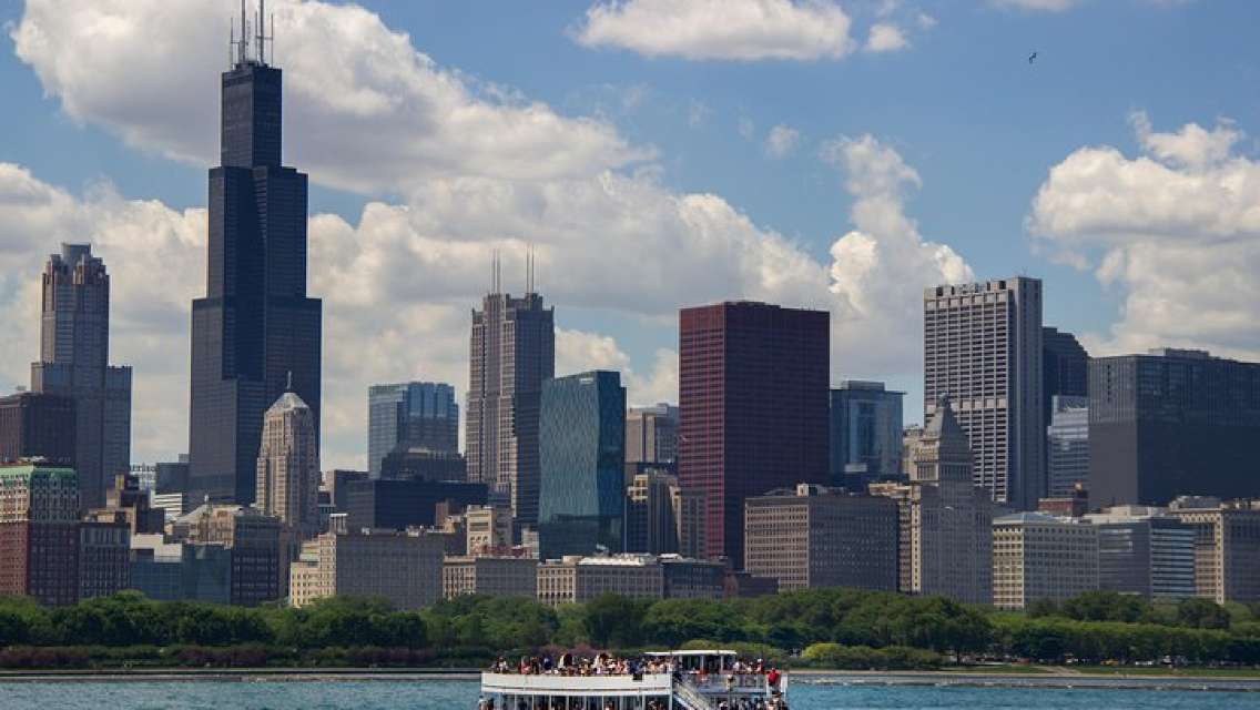 Chicago Lake and River Architecture Tour