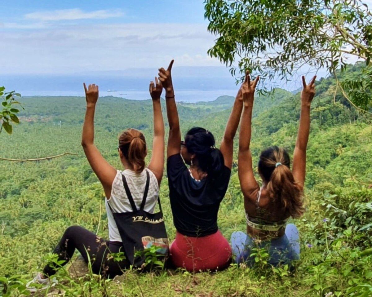 ทัวร์วันเดินป่าและดำน้ำตื้นจันทิทัศน์พร้อมบริการการเดินทางและอาหารกลางวันที่บาหลี|อินโดนีเซีย