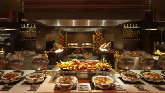 ร้านอาหารเฉพาะทางที่ Atlantis Hotel ในดูไบ (ร้านอาหาร Saffron/ร้านอาหาร Kaleidoscope/ร้านอาหาร Royal Atlantis Gstructurism)