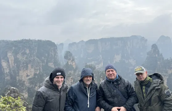 2日經典獨立包團：天門山、阿凡達山及最長玻璃橋