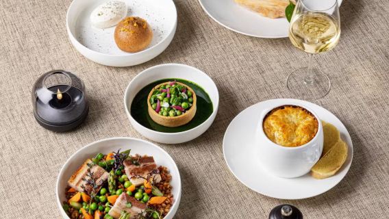 Esperienza culinaria al ristorante Madame Brasserie della Torre Eiffel