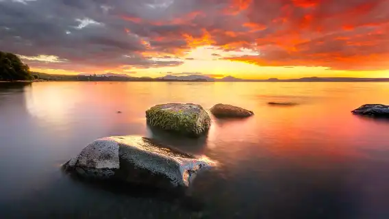 ทัวร์ 1 วัน นิวซีแลนด์ บลูสปริง + น้ำตกฮูกา + ทะเลสาบเทาโป + อุทยานความร้อนใต้พิภพไวโอทาปู