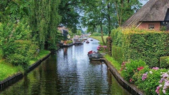 Amsterdam: Giethoorn, Public Boat Cruise, Visit Afsluitdijk