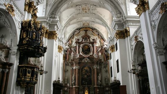 Tur Jalan Kaki Sorotan Kota Tua Linz dengan Pöstlingbergbahn
