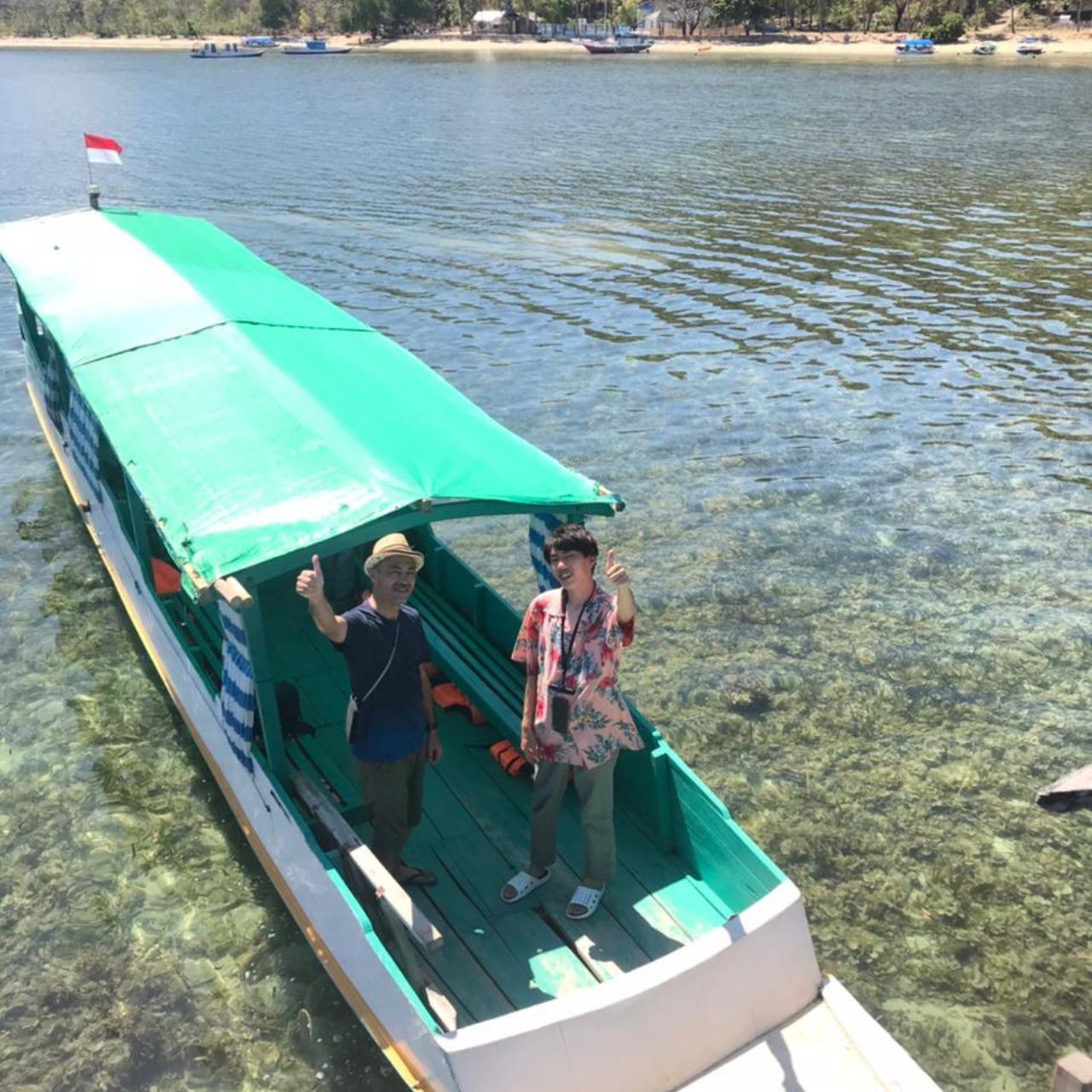 Labuan Bajo Ultimate Day Tour: Discover Cunca Wulang, Mirror Cave, Rangko Cave, and Sylvia