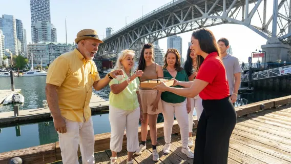 Vancouver: tour del mercato di Granville Island con degustazioni