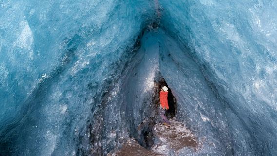 Iceland Skaftafell Glacier Hiking Tour - Blue Ice Cave + Professional Guide + Hiking Gear