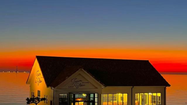 牛島+城山日出峰+涉地可支+城邑民俗村一日遊【濟州島包車】