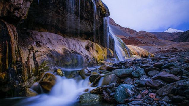 Small group tour of 8 people | Gangshika Snow Mountain, Lianxin Lake, and Colorful Icefalls - one-day tour