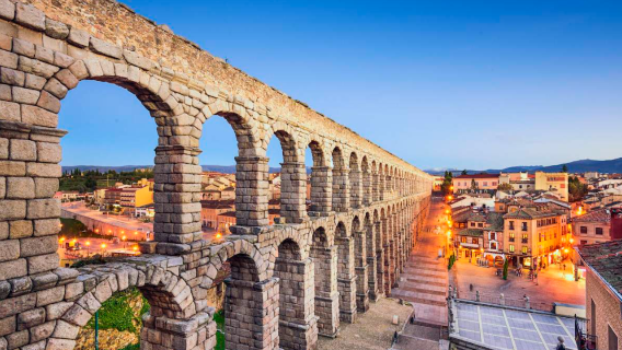 Guia turístico/tradutor comercial em chinês/espanhol em Barcelona, Espanha