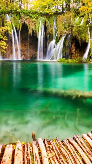 Zadar, Croatia custom trip | Plitvice Lakes National Park · 16 lakes※adjustable