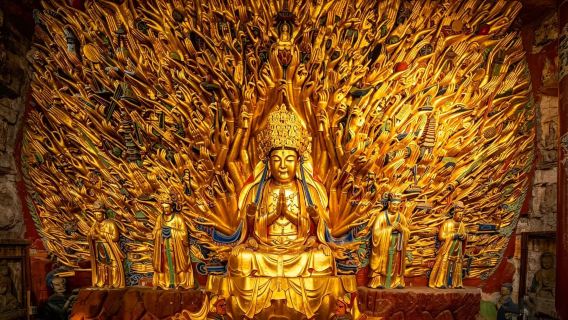 Chongqing Dazu hällristningar Baodingshan + Beishan + professionell guide på Baodingshan turistområde, valfritt på kinesiska och engelska, en dag