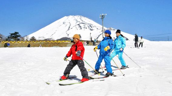 Tokio: Tagesausflug zum Fuji und zu den heißen Quellen mit kostenlosen Ticket für das Skigebiet