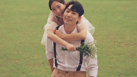 フランス・バイユーのTripメモリー【運転手兼ガイド兼Tripメモリー・ドローン撮影+ウェディングフォト・ショートムービー+メイク・衣装+カスタム貸切チャーター】