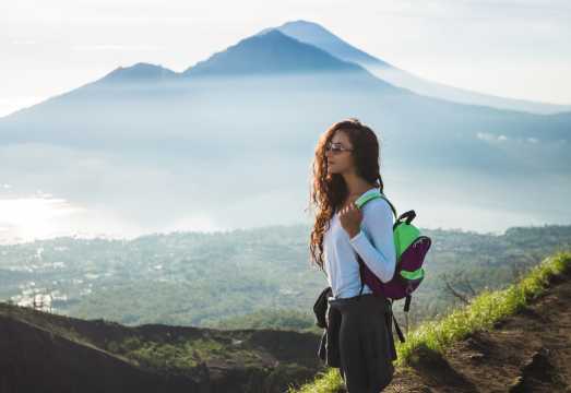 Bali: Mount Batur + Hot Springs + Ubud Palace + Ubud Market + Tirta Empul Temple 1-day tour