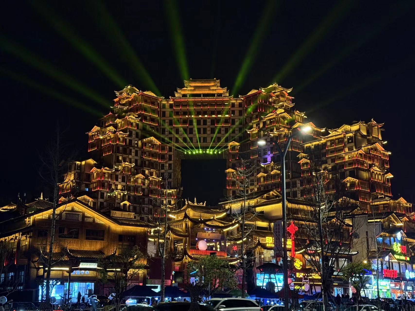 Zhangjiajie Magical Day Tour {72-Story Building - Tujia Folk Customs Park - Tianmen Mountain}