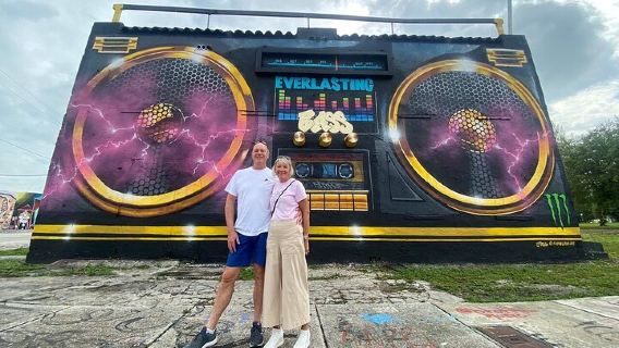 Miami All-In-One Tour: 6 hrs City Streets & Bay Breeze Adventure