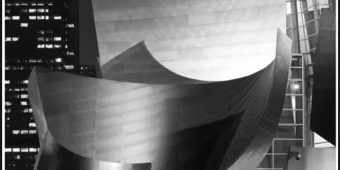 西班牙畢爾巴鄂古根海姆鈦金奇蹟·里貝拉市集煙火·老城七街漫話