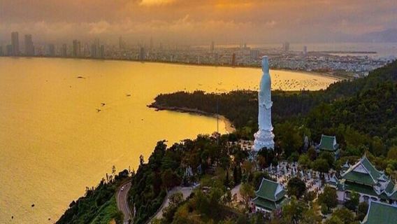 Gunung Marmer-Patung Buddha Wanita-Pusat Kota Tur Privat dengan Supir Berbahasa Inggris