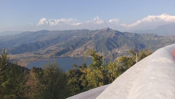 Day Hiking Sarangkot ke Stupa Keamanan Dunia dari Lakeside