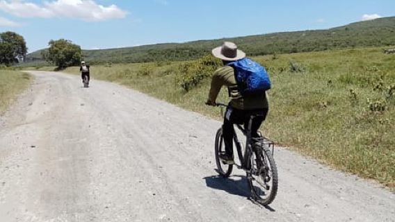 HELLS GATE AND LAKE NAIVASHA DAY TRIP FROM NAIROBI.