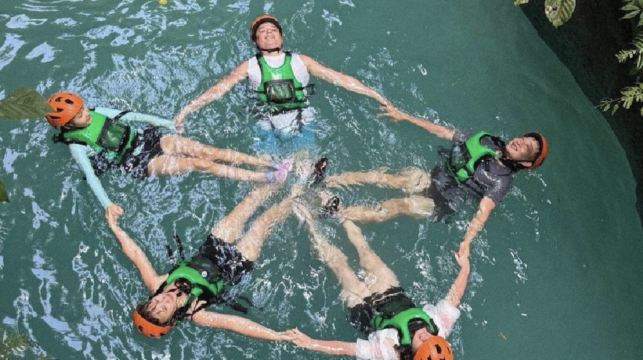 菲律賓宿霧出發：墨寶沙丁魚風暴+巴迪安峽谷&卡瓦森瀑布一日遊