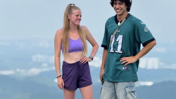 Kleingruppenwanderung auf den geheimen Pfaden des Berges Bukhan & lokales Mittagessen