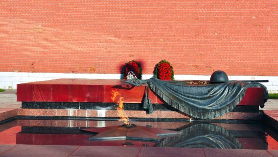 莫斯科聖瓦西里大教堂+ 紅場+克里姆林宮+聖母升天大教堂