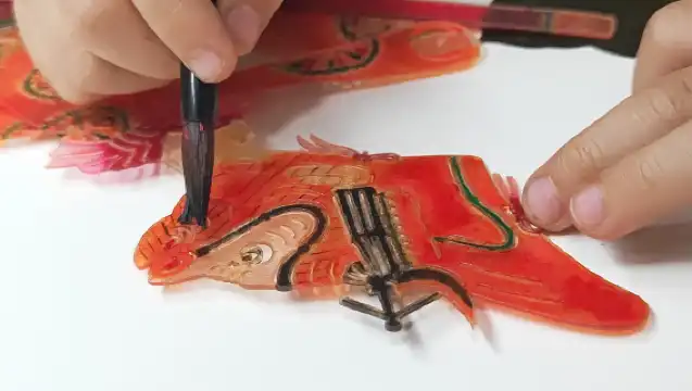 【西安非遺體驗】陝西西安汪氏皮影非遺工坊手工上色體驗+觀看皮影戲表演（成品可以帶走+親子研學互動體驗）