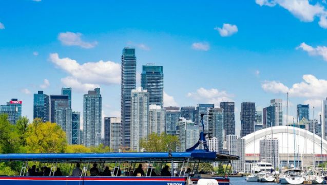 Crociera nel porto di Toronto