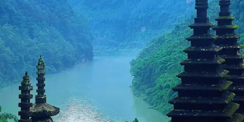 四川眉山柳江古鎮+瓦屋山+槽漁灘 一日遊中英文服務