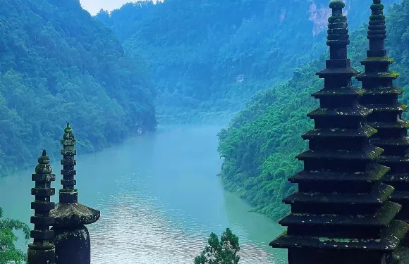 四川眉山柳江古鎮+瓦屋山+槽漁灘 一日遊中英文服務