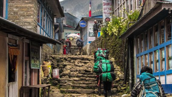 Trekking in Nepal nelle regioni di Annapurna/Langtang/Everest/Alto Mustang